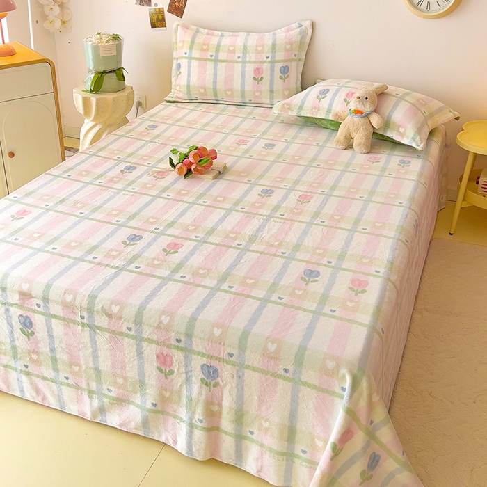 91家纺网 家纺一手货源 找家纺 大柏树 2025新款A类高克重亲肤舒适牛奶绒印花四件套-单床单可定制 悸动