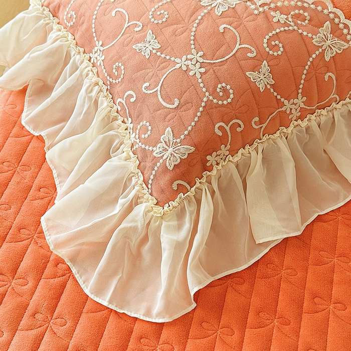 91家纺网 家纺一手货源 找家纺 罗艺轩 2024新款高克重牛奶雪纺边床裙四件套-羽蝶 爱玛橙