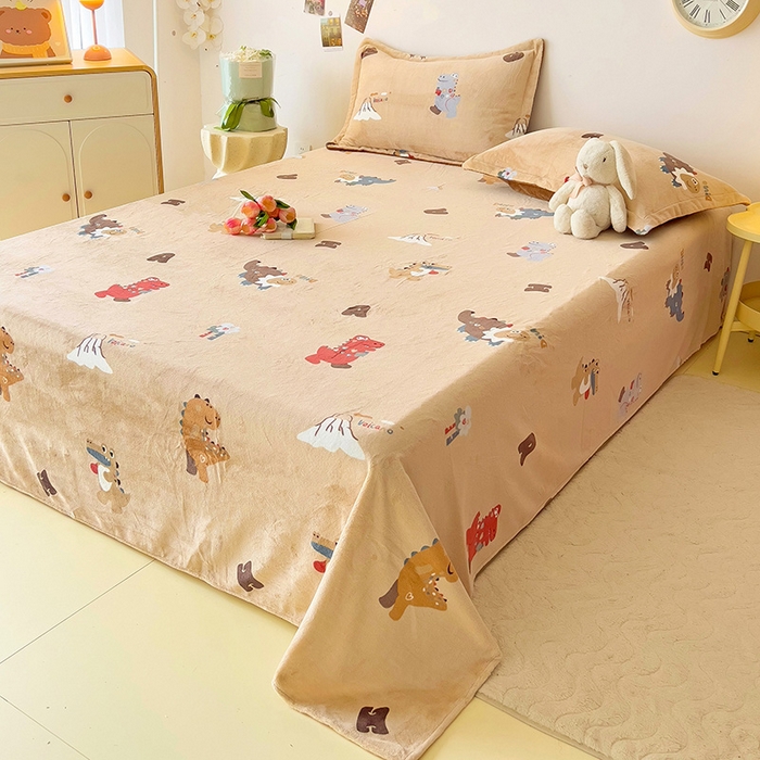 91家纺网 家纺一手货源 找家纺 大柏树 2025新款A类高克重亲肤舒适牛奶绒印花四件套-单床单可定制 恐龙世界