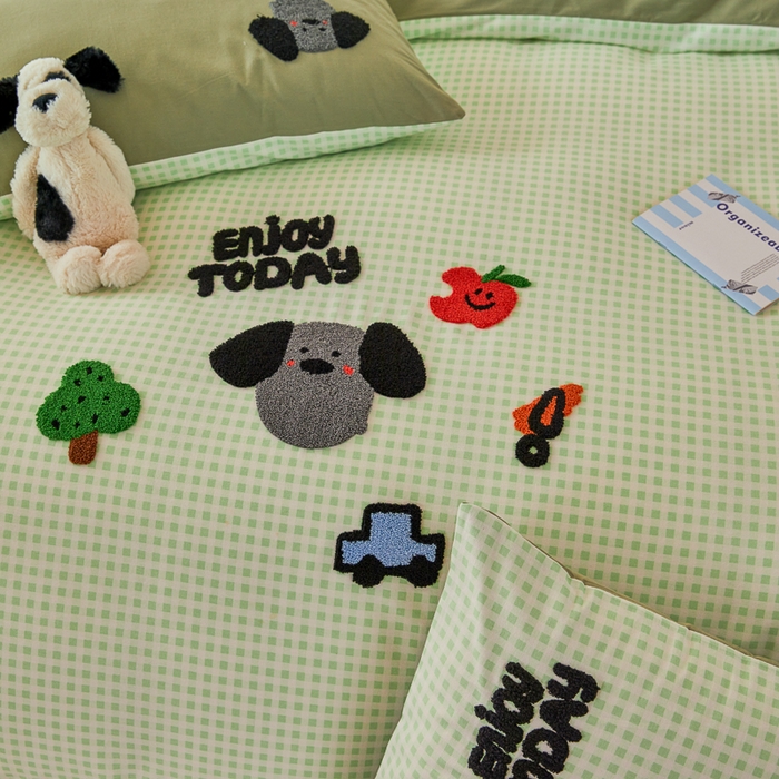 91家纺网 家纺一手货源 找家纺 怡家居 2024秋冬新款全棉磨毛绣花四件套 五彩童年