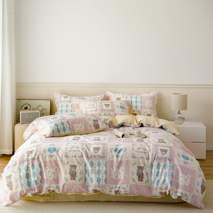 2024新款印花小清新全棉四件套 芬妮小熊