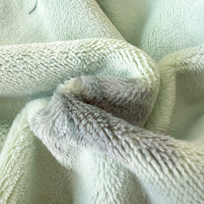 91家纺网 家纺一手货源 找家纺 大柏树 2025新款A类高克重亲肤舒适牛奶绒印花四件套-单床笠可定制 春意浓-绿