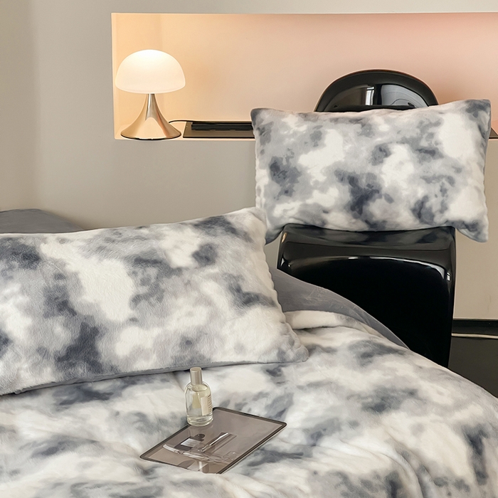 91家纺网 家纺一手货源 找家纺 窝米 2024冬季新款雪貂绒系列四件套 炫彩-蓝灰