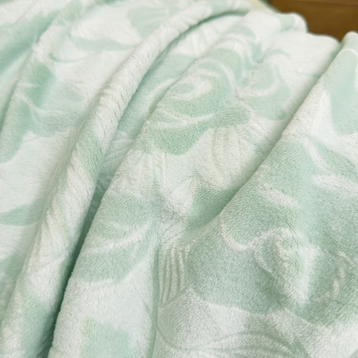 91家纺网 家纺一手货源 找家纺 氧家 2024新款雕花绒四件套 玫瑰花语-绿