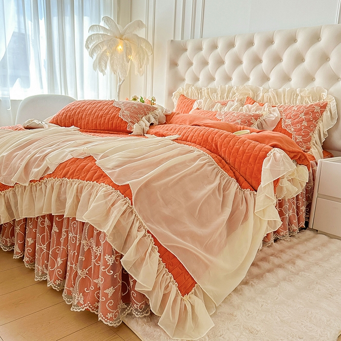 91家纺网 家纺一手货源 找家纺 罗艺轩 2024新款高克重牛奶雪纺边床裙四件套-羽蝶 爱玛橙