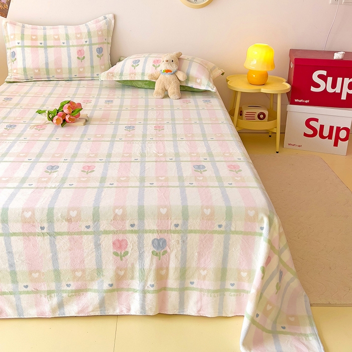 91家纺网 家纺一手货源 找家纺 大柏树 2025新款A类高克重亲肤舒适牛奶绒印花四件套-单床单可定制 悸动