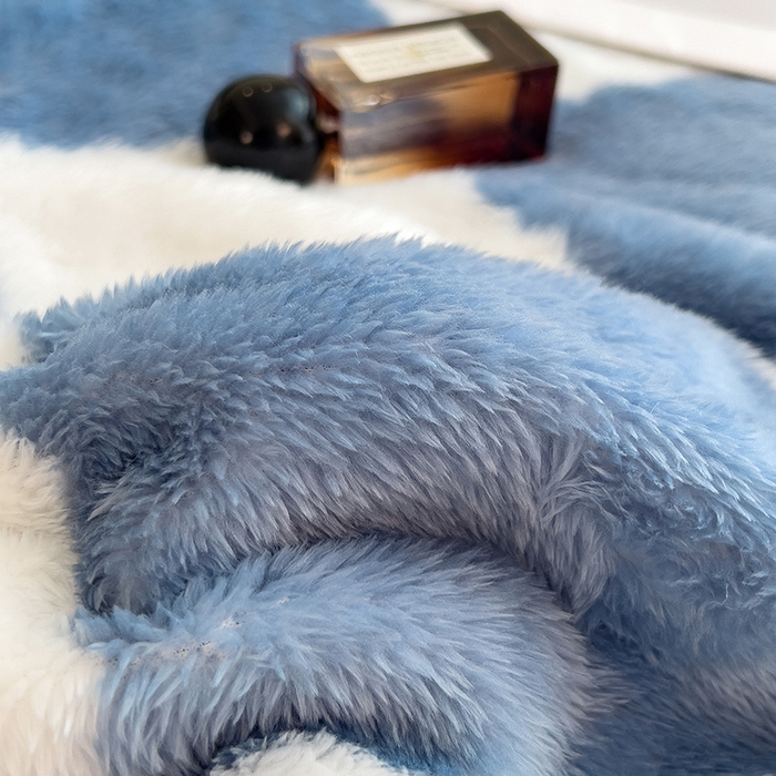 91家纺网 家纺一手货源 找家纺 慕木家纺 2025新款A类北极绒棋盘格三层夹棉双面毛毯 三层夹棉毛毯-棋盘格深海蓝+灰