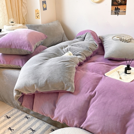 91家纺网 家纺一手货源 找家纺 寐眠 新款牛奶绒纯色双拼四件套-风格二 紫色浪漫