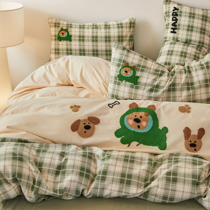 91家纺网 家纺一手货源 找家纺 怡家居 2024秋冬新款全棉磨毛绣花四件套 快乐熊仔