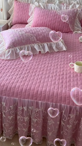 91家纺网 家纺一手货源 找家纺 罗艺轩 2024新款高克重牛奶雪纺边床裙三件套-羽蝶 少女粉