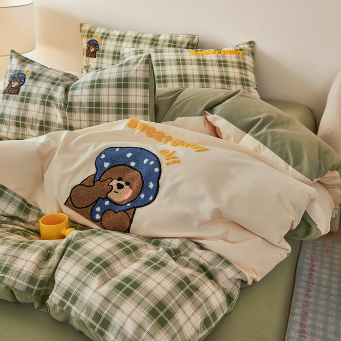 91家纺网 家纺一手货源 找家纺 怡家居 2024秋冬新款全棉磨毛绣花四件套 帽子熊