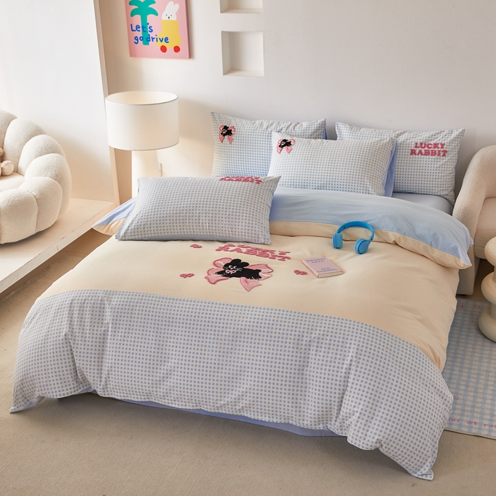 91家纺网 家纺一手货源 找家纺 怡家居 2024秋冬新款全棉磨毛绣花四件套 好运兔