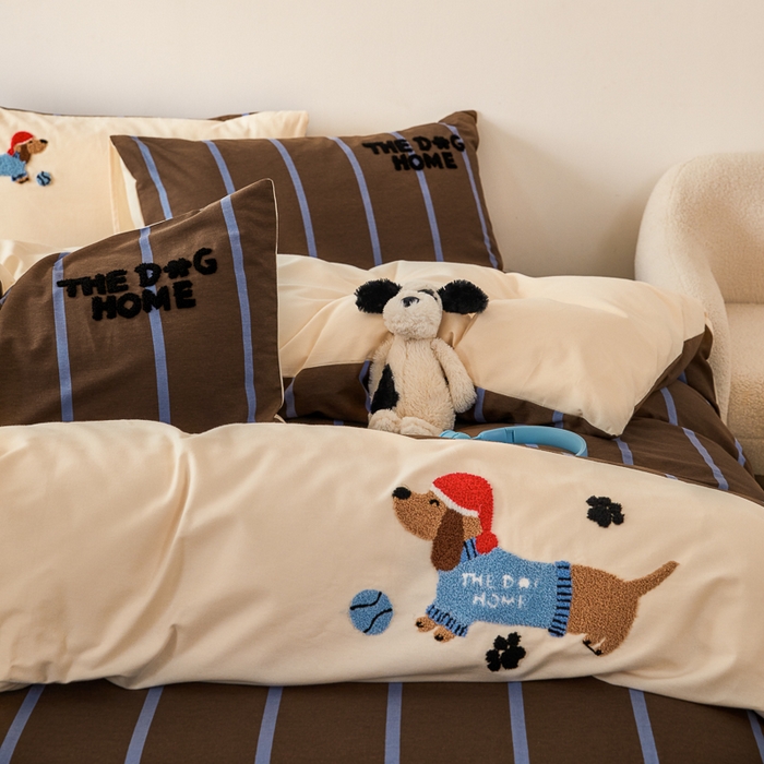 91家纺网 家纺一手货源 找家纺 怡家居 2024秋冬新款全棉磨毛绣花四件套 心动小狗