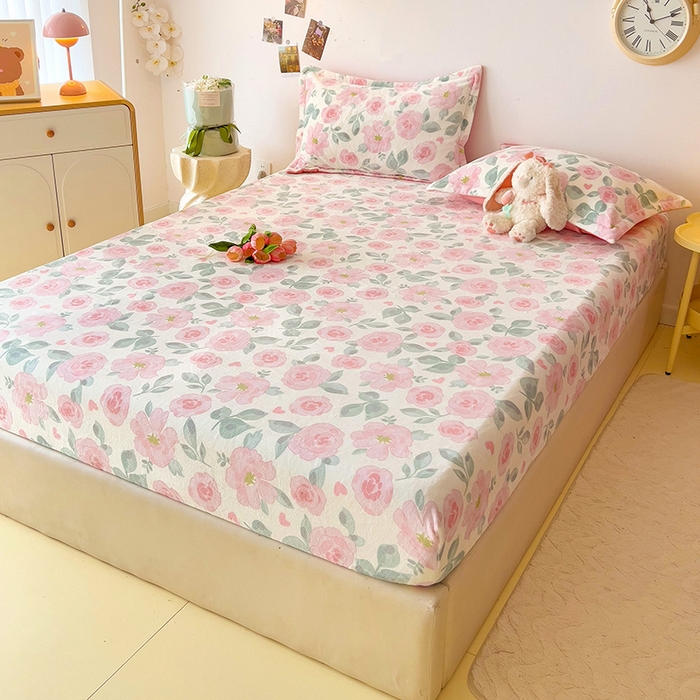 91家纺网 家纺一手货源 找家纺 大柏树 2025新款A类高克重亲肤舒适牛奶绒印花四件套-单床笠可定制 朵柔-粉