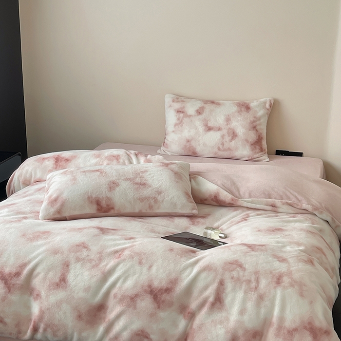 91家纺网 家纺一手货源 找家纺 窝米 2024冬季新款雪貂绒系列四件套 炫彩-粉