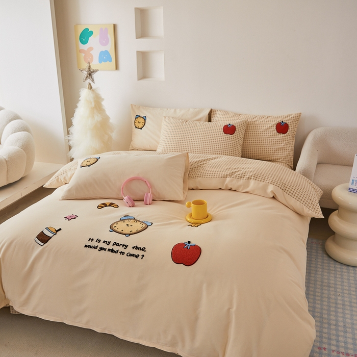 91家纺网 家纺一手货源 找家纺 怡家居 2024秋冬新款全棉磨毛绣花四件套 小闹钟