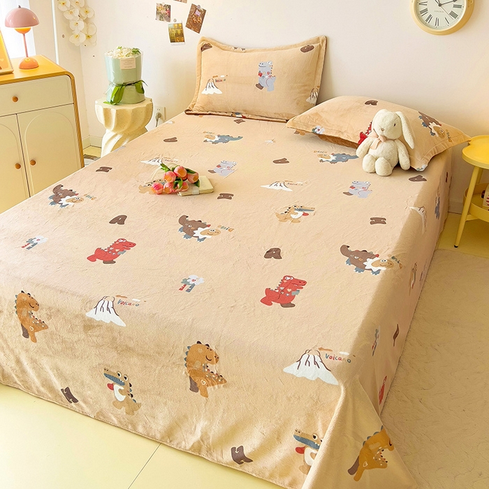 91家纺网 家纺一手货源 找家纺 大柏树 2025新款A类高克重亲肤舒适牛奶绒印花四件套-单床单可定制 恐龙世界