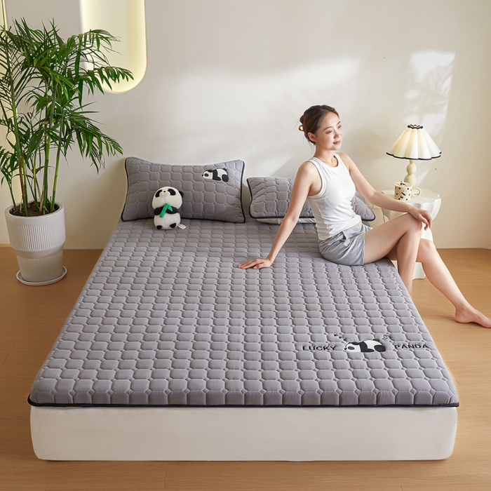 91家纺网 家纺一手货源 找家纺 （总）鑫钰 2024秋冬新款单边乳胶加厚硬质棉家用床垫