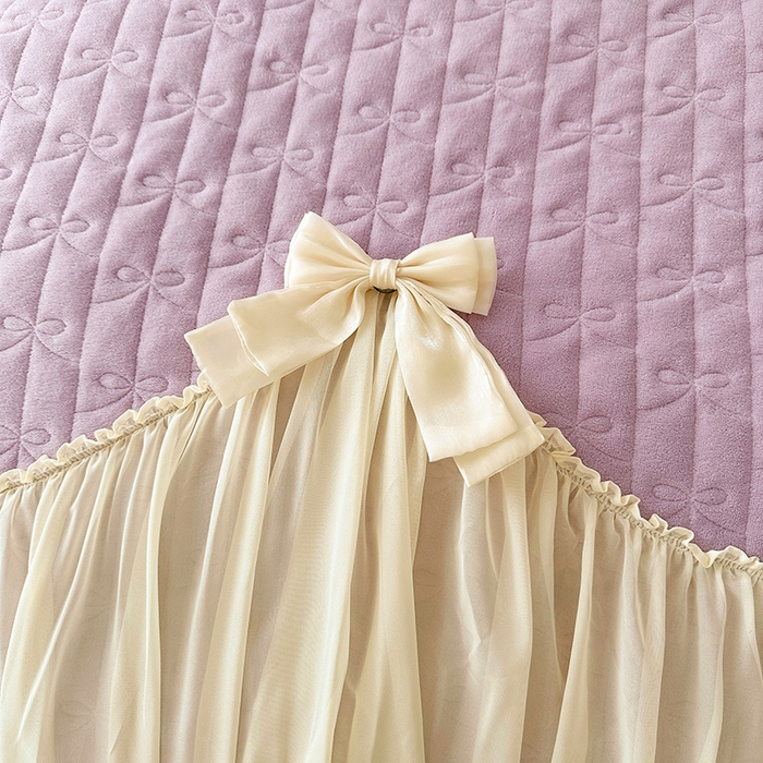 91家纺网 家纺一手货源 找家纺 罗艺轩 2024新款高克重牛奶雪纺边床裙四件套-羽蝶 甜紫