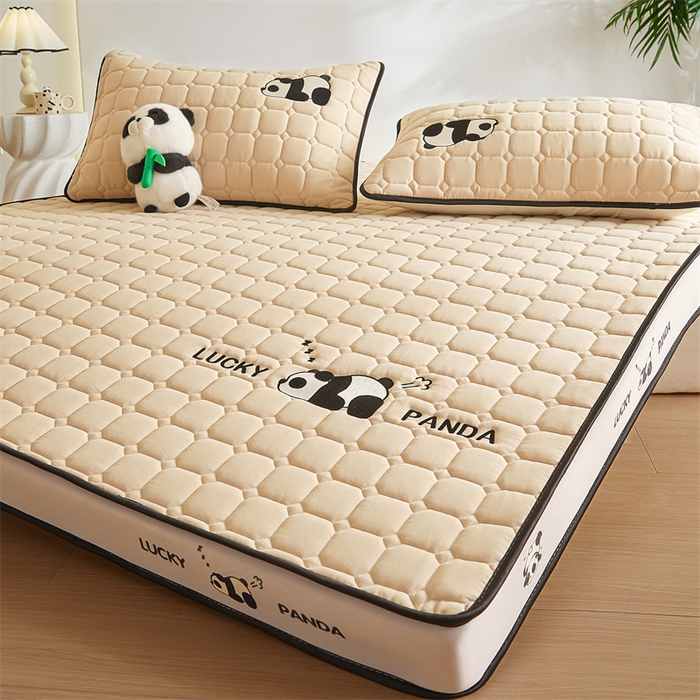 91家纺网 家纺一手货源 找家纺 鑫钰 2024秋冬新款立体乳胶加厚海绵床垫 立体边-趴趴熊猫-香槟金-