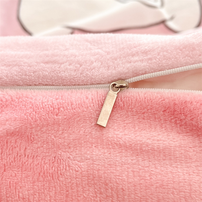 91家纺网 家纺一手货源 找家纺 星座家纺 2025新款大版三丽鸥牛奶绒四件套 淘气玉桂狗