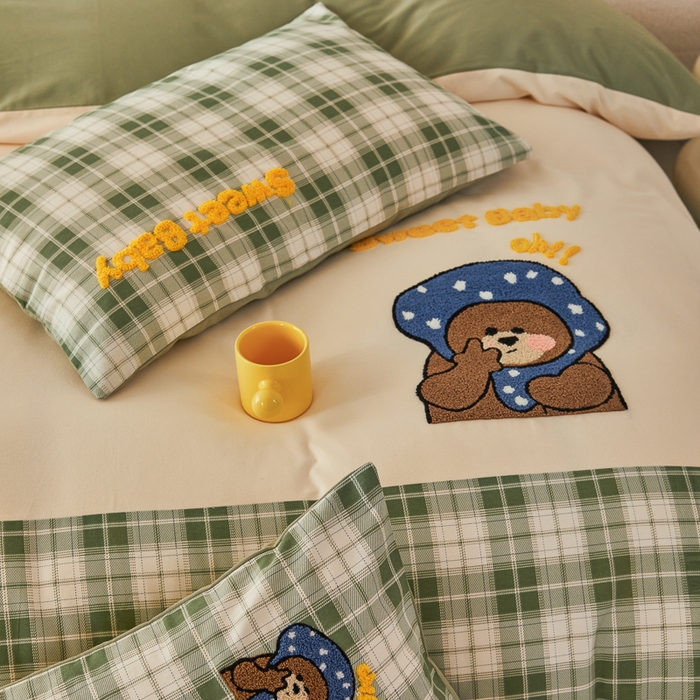 91家纺网 家纺一手货源 找家纺 怡家居 2024秋冬新款全棉磨毛绣花四件套 帽子熊