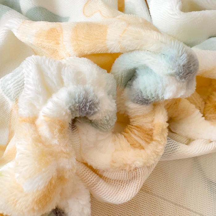 91家纺网 家纺一手货源 找家纺 大柏树 2025新款A类高克重亲肤舒适牛奶绒印花四件套-单床笠可定制 朵柔-黄