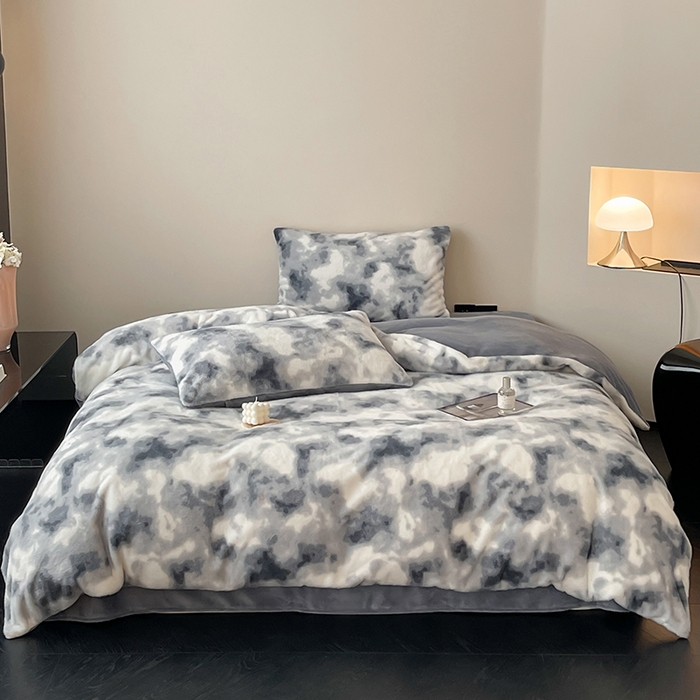 91家纺网 家纺一手货源 找家纺 窝米 2024冬季新款雪貂绒系列四件套 炫彩-蓝灰