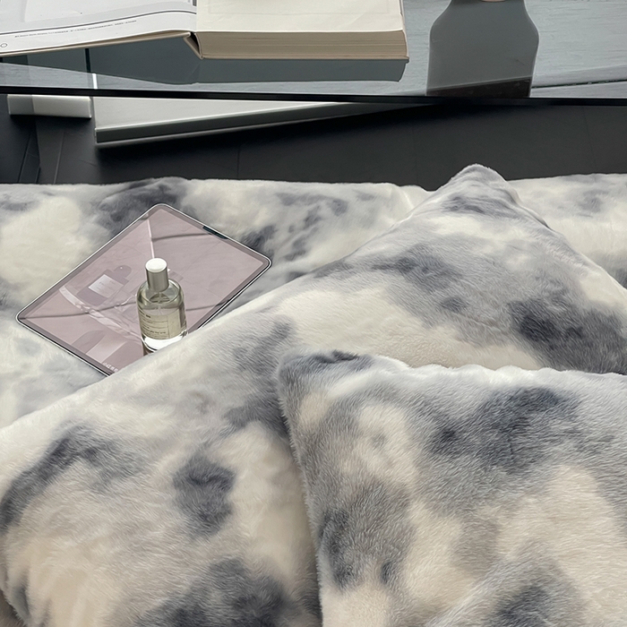 91家纺网 家纺一手货源 找家纺 窝米 2024冬季新款雪貂绒系列四件套 炫彩-蓝灰