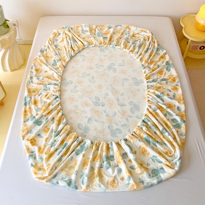 91家纺网 家纺一手货源 找家纺 大柏树 2025新款A类高克重亲肤舒适牛奶绒印花四件套-单床笠可定制 朵柔-黄