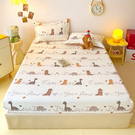 91家纺网 家纺一手货源 找家纺 大柏树 2025新款A类高克重亲肤舒适牛奶绒印花四件套-单床笠可定制 小恐龙