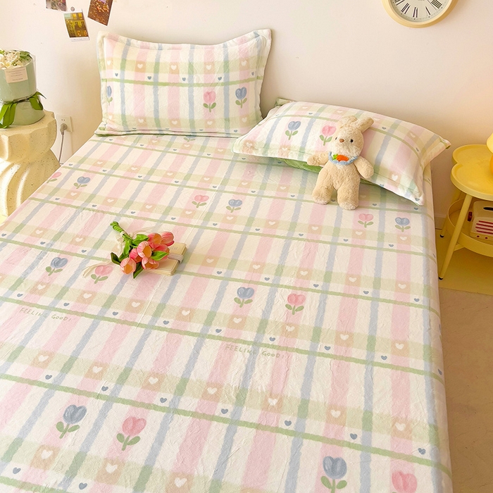 91家纺网 家纺一手货源 找家纺 大柏树 2025新款A类高克重亲肤舒适牛奶绒印花四件套-单床单可定制 悸动