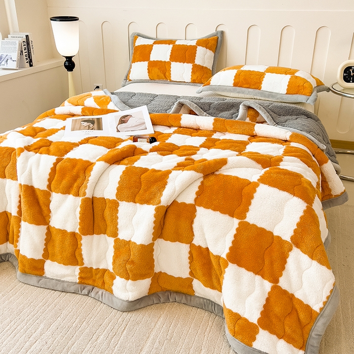 91家纺网 家纺一手货源 找家纺 慕木家纺 2025新款A类北极绒棋盘格三层夹棉双面毛毯 三层夹棉毛毯-棋盘格橘黄+灰