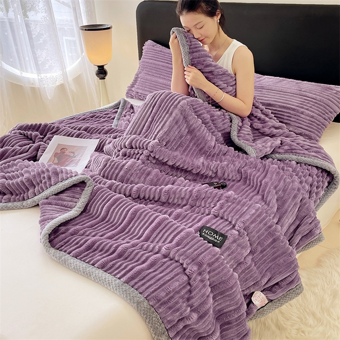 91家纺网 家纺一手货源 找家纺 梦舒羽 2025新款子母条兔毛绒毛毯宿舍牛奶绒小被毯 魅力紫