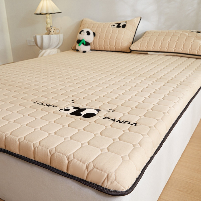 91家纺网 家纺一手货源 找家纺 鑫钰 2024秋冬新款单边乳胶加厚硬质棉家用床垫 单边-趴趴熊猫-香槟金