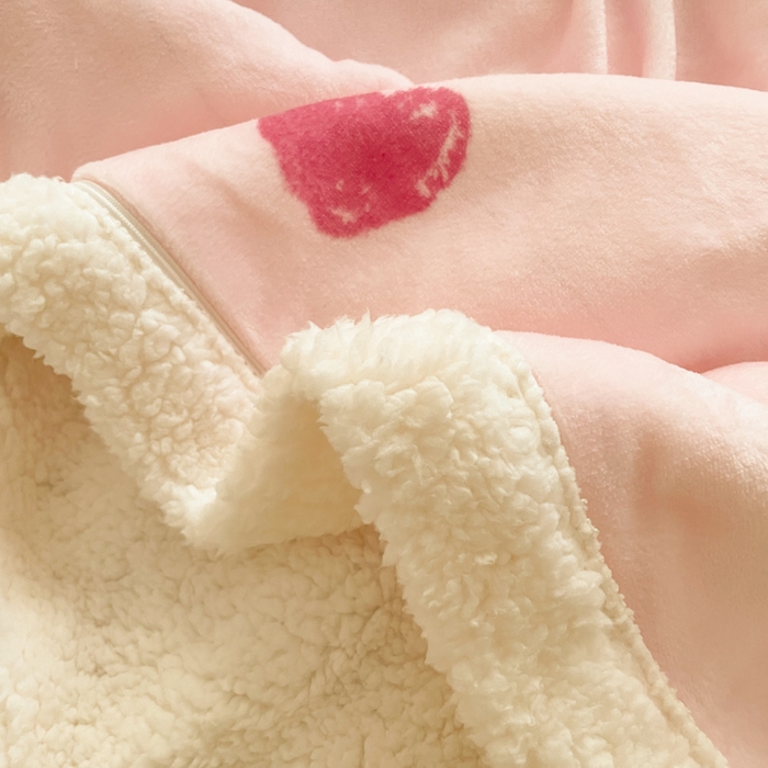 91家纺网 家纺一手货源 找家纺 金爱家 2024新款多功能牛奶绒羊羔绒毛毯毯子 羊羔绒-爱心蝴蝶kt
