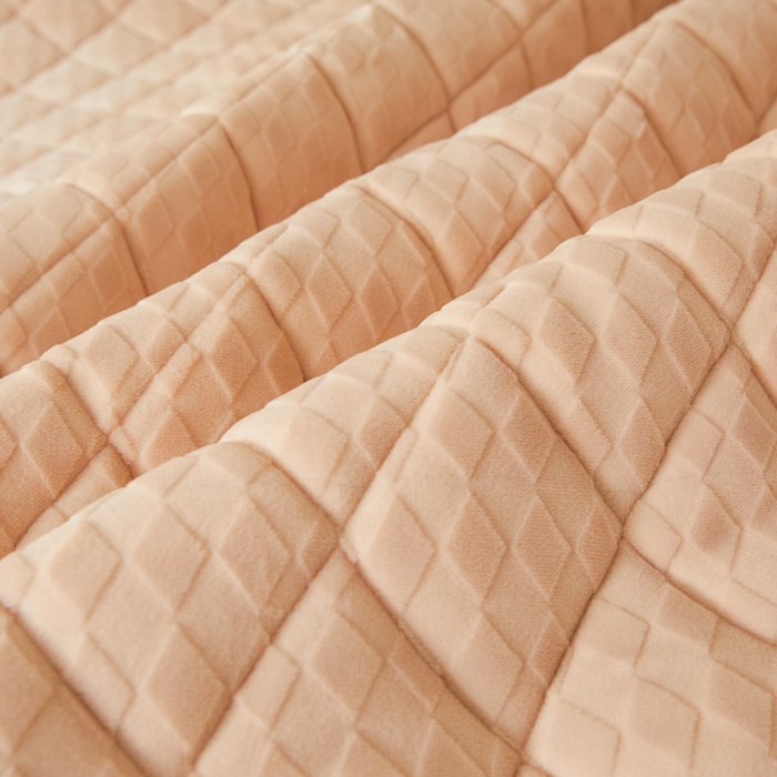 91家纺网 家纺一手货源 找家纺 鑫钰 2024新款菱形格牛奶绒宝宝绒烂花床褥 菱形格-驼色