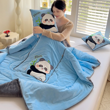 铭宣家居 2024新款加厚AB版婴儿绒和北极绒贴布绣刺绣抱枕被-胖墩熊猫 胖墩熊猫-天蓝色