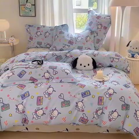 91家纺网 家纺一手货源 找家纺 蘭菲家纺 2024新款全棉小版卡通三丽鸥四件套 演唱会.蓝