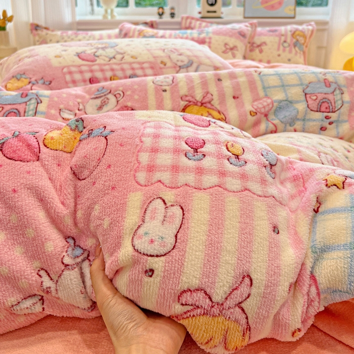 91家纺网 家纺一手货源 找家纺 韩巢家纺 2024新款加厚雪花绒牛奶绒珊瑚绒四件套-新品（提供卖家秀） 天使女孩