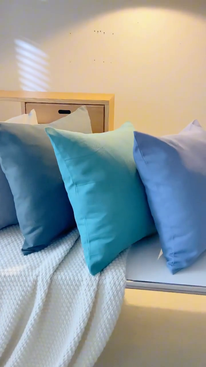 91家纺网 家纺一手货源 找家纺 （总）呦呦南宋 2024新款老粗布抱枕套纯色抱枕套粗布纹理感高级感隐形拉链可拆卸加厚靠垫套