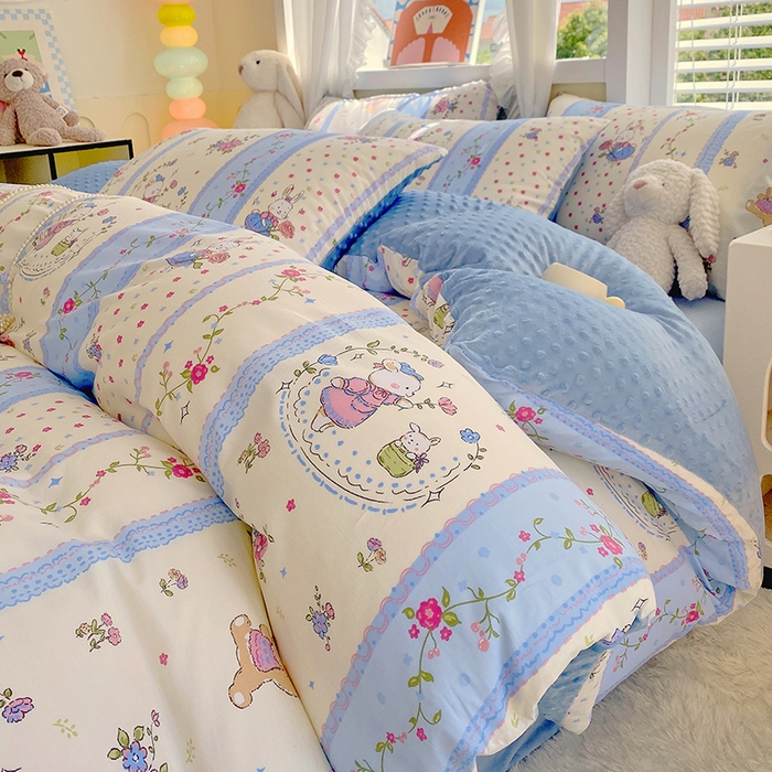 91家纺网 家纺一手货源 找家纺 金鑫汇家纺 2024新款棉加豆豆绒系列四件套 快乐萌兔