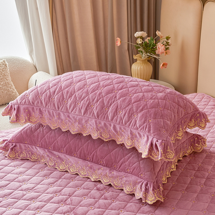 91家纺网 家纺一手货源 找家纺 罗艺轩 2024新款加厚宝宝绒夹棉床裙三件套-梦幻星辰 丁香紫