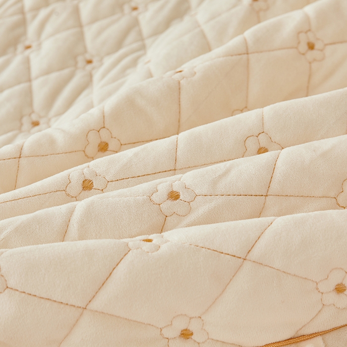 91家纺网 家纺一手货源 找家纺 罗艺轩 2024新款加厚宝宝绒夹棉床裙四件套-梦幻星辰 奶昔