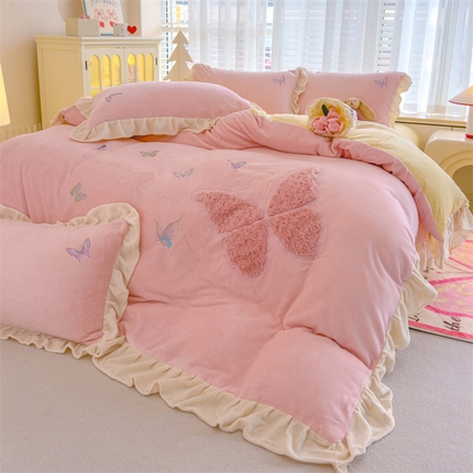 91家纺网 家纺一手货源 找家纺 （总）灰鲸 2025新款A类牛奶绒玫瑰兔毛贴布绣四件套