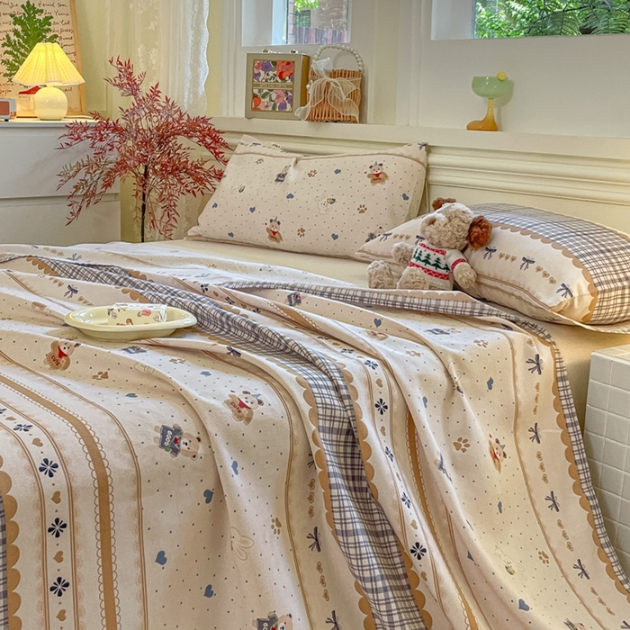 91家纺网 家纺一手货源 找家纺 义博家纺 2025新款全棉老粗布床单 幻想小熊