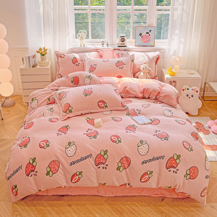 91家纺网 家纺一手货源 找家纺 韩巢家纺 2024新款加厚雪花绒牛奶绒珊瑚绒单件被套-新品（提供卖家秀 ） 奶油草莓