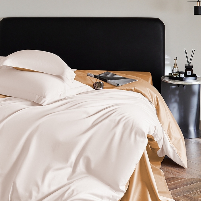 91家纺网 家纺一手货源 找家纺 秀色家纺 2025新款50支贡缎A类轻奢纯色长绒棉四件套全棉纯棉被套高级感床单三件套-雅克 雅克-皓月白+南瓜橘