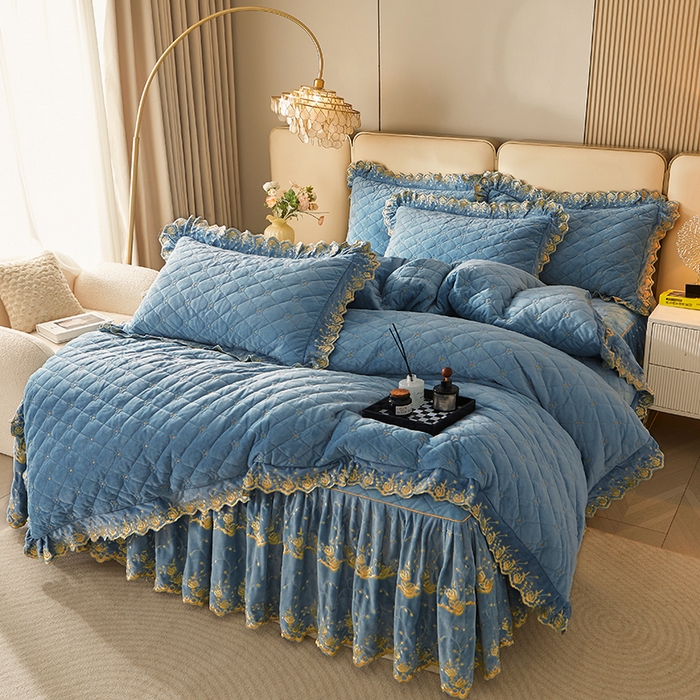 91家纺网 家纺一手货源 找家纺 罗艺轩 2024新款加厚宝宝绒夹棉床裙三件套-梦幻星辰 绅士蓝