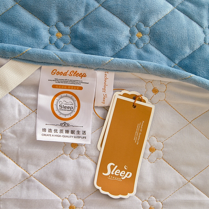 91家纺网 家纺一手货源 找家纺 罗艺轩 2024新款加厚宝宝绒夹棉床裙三件套-梦幻星辰 绅士蓝